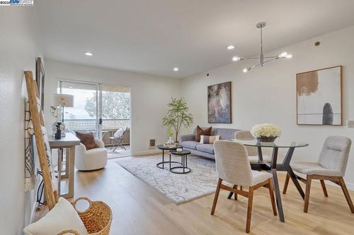 apt-365-685 Dartmore Ln, Hayward, CA, 94544-6782 | Card Image