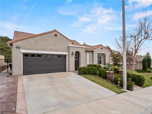 28532 Agajanian Dr, Santa Clarita, CA, 91390-5733 | Card Image