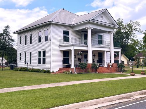 702 S 9th Ave, Teague, TX, 75860-2210 | Card Image