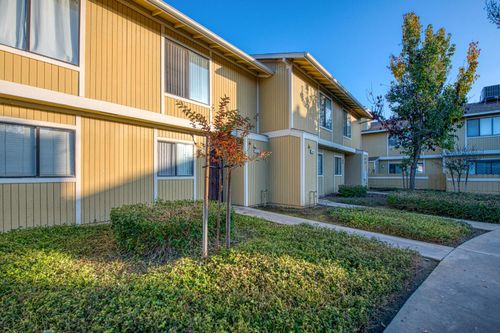 154-4885 N Backer Ave, Fresno, CA, 93726-7510 | Card Image