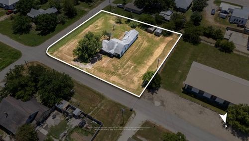 325 E Bell St, Bartlett, TX, 76511-4329 | Card Image