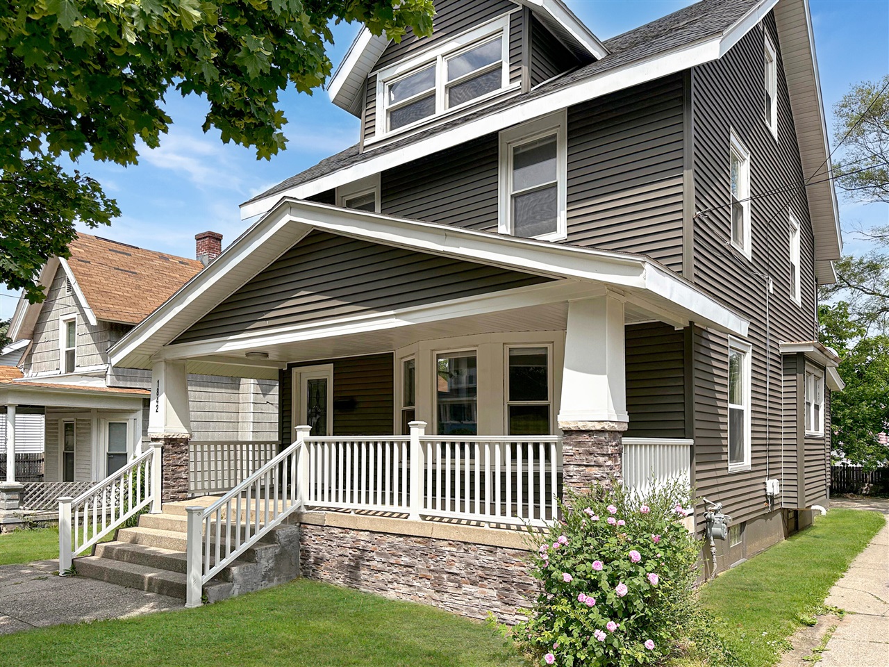 Jefferson Ave, Grand Rapids, MI 49507