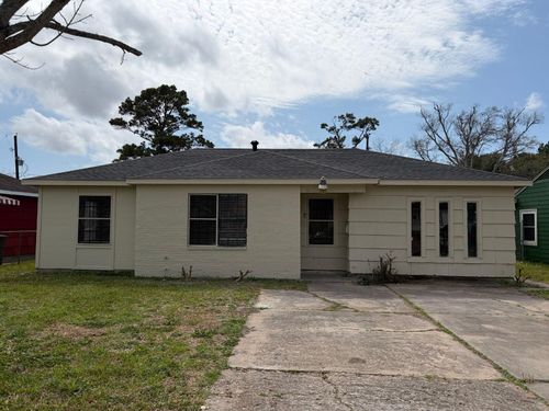 5530 Lakefield Dr, Houston, TX, 77033-3310 | Card Image