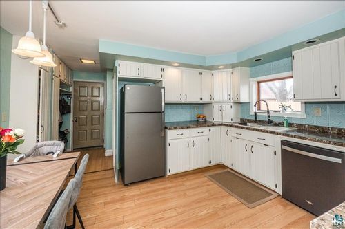 1912 E 3rd St, Superior, WI, 54880-3510 | Card Image