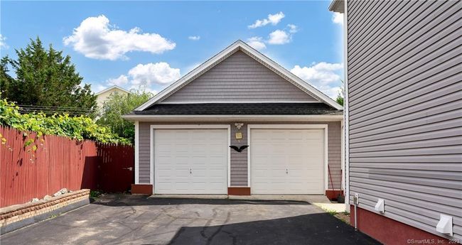 51 Janet Dr, Home with 3 bedrooms, 1 bathrooms and null parking in New Britain CT | Image 26
