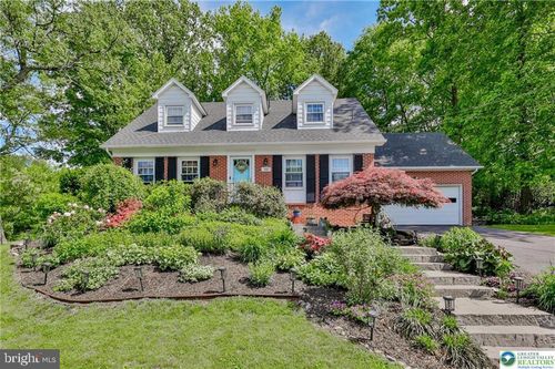 113 S Fairview St, MACUNGIE, PA, 18062-1626 | Card Image