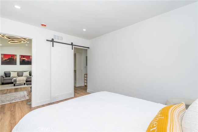 13064 Hedda Ln, House other with 3 bedrooms, 2 bathrooms and 2 parking in Cerritos CA | Image 12