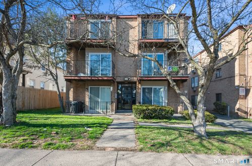 3e-112 Bond St, Hartford, CT, 06114-1368 | Card Image