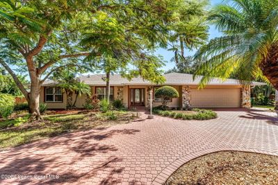 4 Colonial Way, House other with 4 bedrooms, 2 bathrooms and null parking in Indian Harbour Beach FL | Image 1