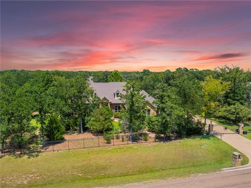 18373 Anasazi Bluff Dr, College Station, TX, 77845-6158 | Card Image