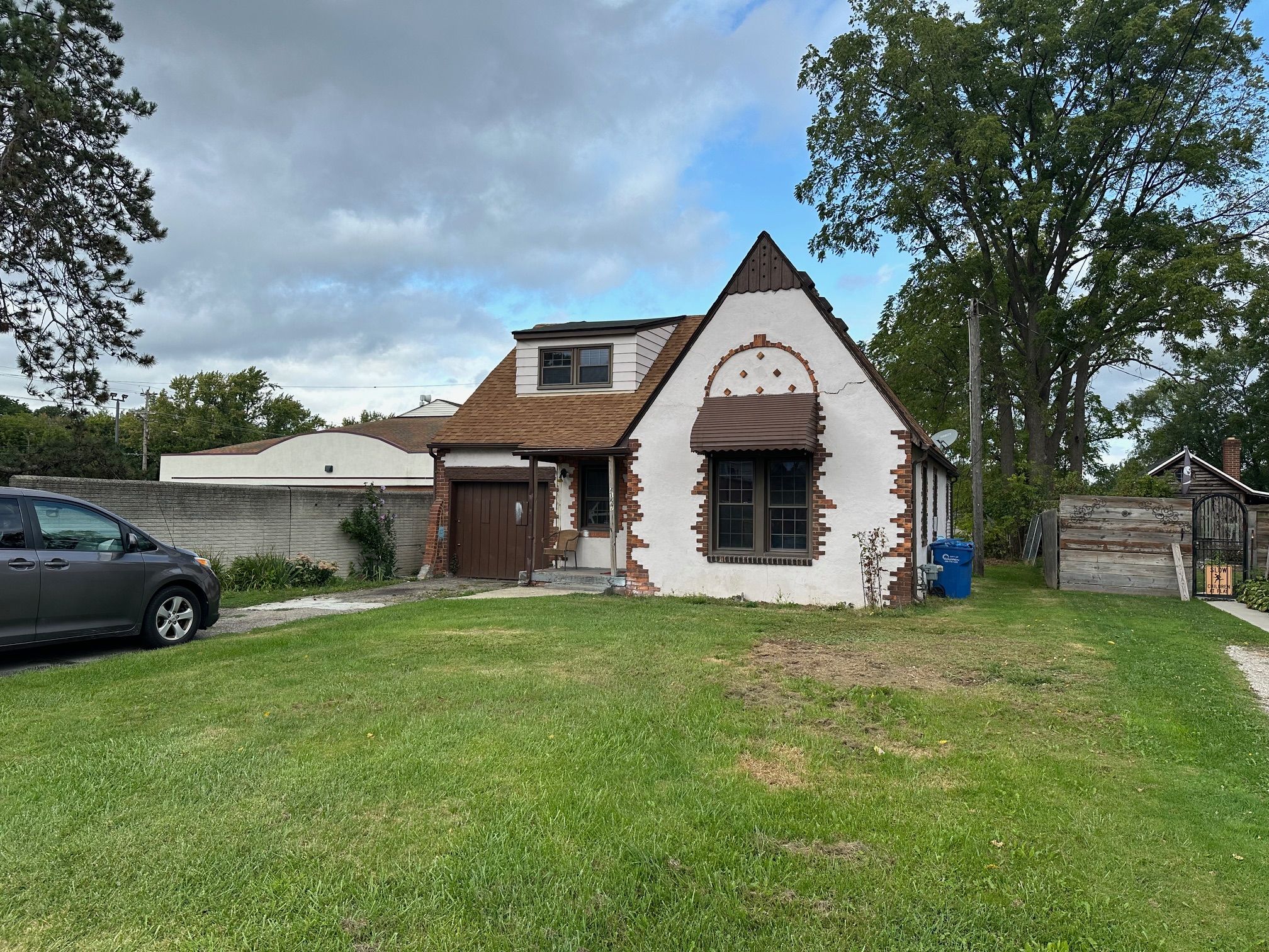 Chicago Rd, Warren, MI 48092