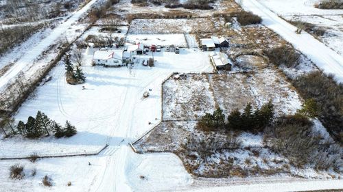 38456 Highway 852, Gadsby, AB, T0C1K0 | Card Image