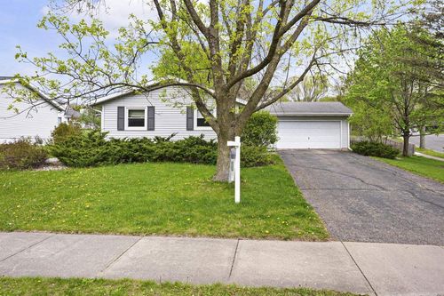 2313 Muir Field Road, MADISON, WI, 53719 | Card Image