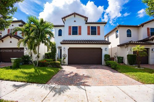3302 W 97th Ter, Hialeah, FL, 33018-2044 | Card Image