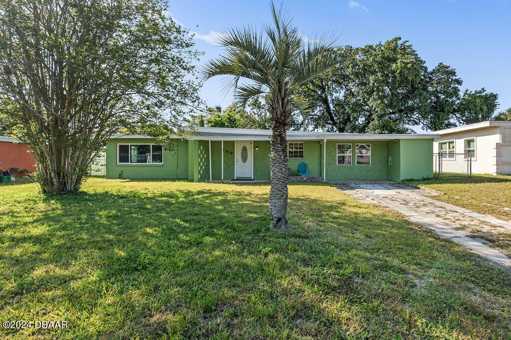 Phillips St, Daytona Beach, FL 32114