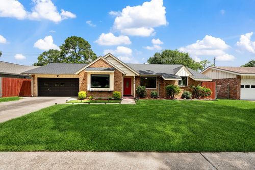 9766 Cedardale Drive, Houston, TX, 77055 | Card Image