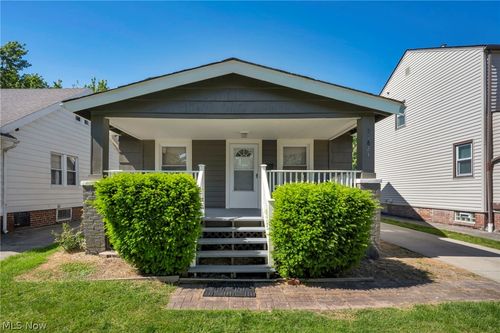 21821 Wilmore Avenue, Euclid, OH, 44123 | Card Image
