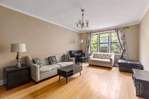 507-69-10 Yellowstone Blvd, Forest Hills, NY, 11375-3766 | Card Image
