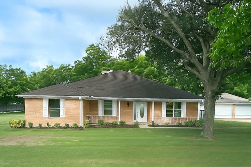 224 Lake By Dr, Seven Points, TX, 75143-8686 | Card Image