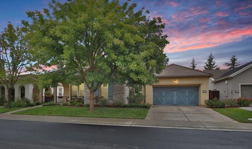 2719 Woodgate Way, Roseville, CA, 95747-8850 | Card Image