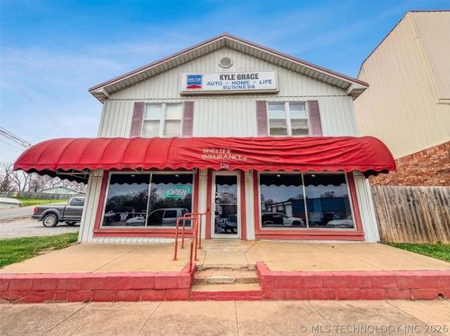 526 S Muskogee Ave, Tahlequah, OK, 74464-4430 | Card Image