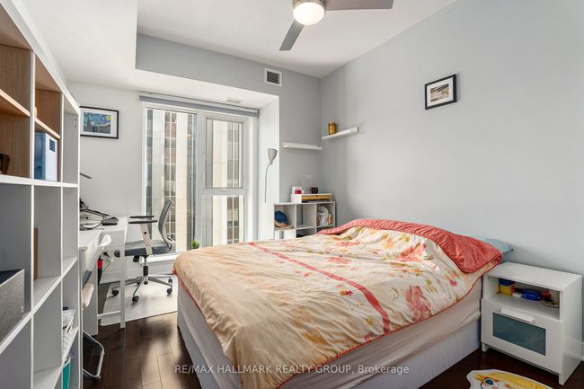 1502 - 40 Nepean St, Condo with 1 bedrooms, 1 bathrooms and 1 parking in Ottawa ON | Image 12