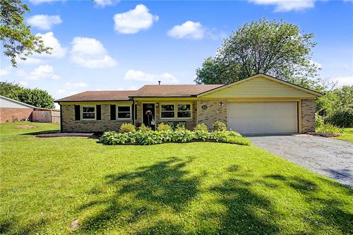 4627 Whitegate Dr, Beavercreek, OH, 45430-1923 | Card Image