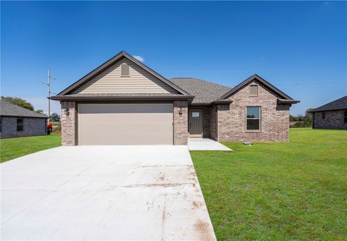 1121 Center Court Cir, Grove, OK, 74344-5150 | Card Image