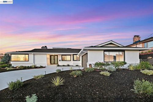 2356 Marineview Dr, San Leandro, CA, 94577-6327 | Card Image