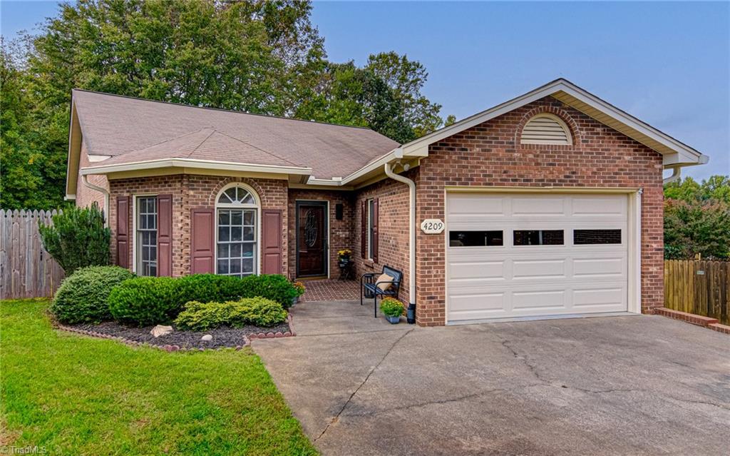 Club Pointe Ct, Winston Salem, NC 27104