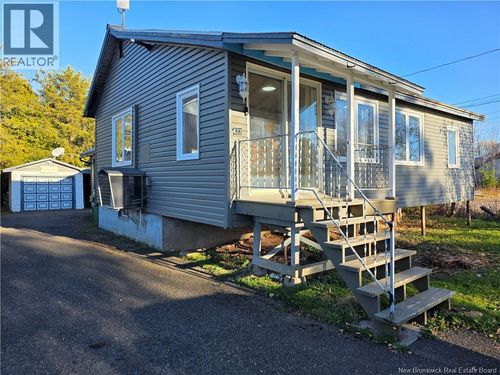 422 Tobique St, Plaster Rock, NB, E7G3Z7 | Card Image