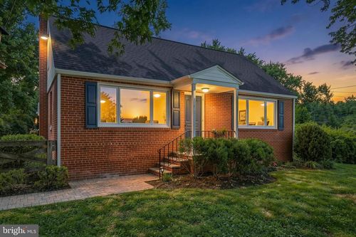 26824 Overlook St, DAMASCUS, MD, 20872-1251 | Card Image