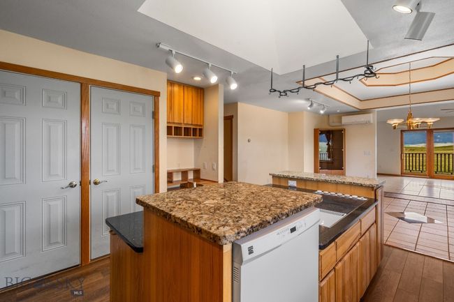 6385 Mt Highway 41, House other with 5 bedrooms, 4 bathrooms and null parking in Whitehall MT | Image 17