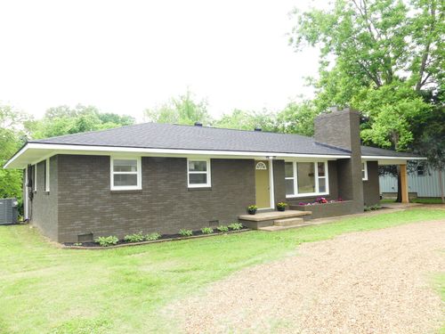 205 W 5th St, Parsons, TN, 38363-4640 | Card Image