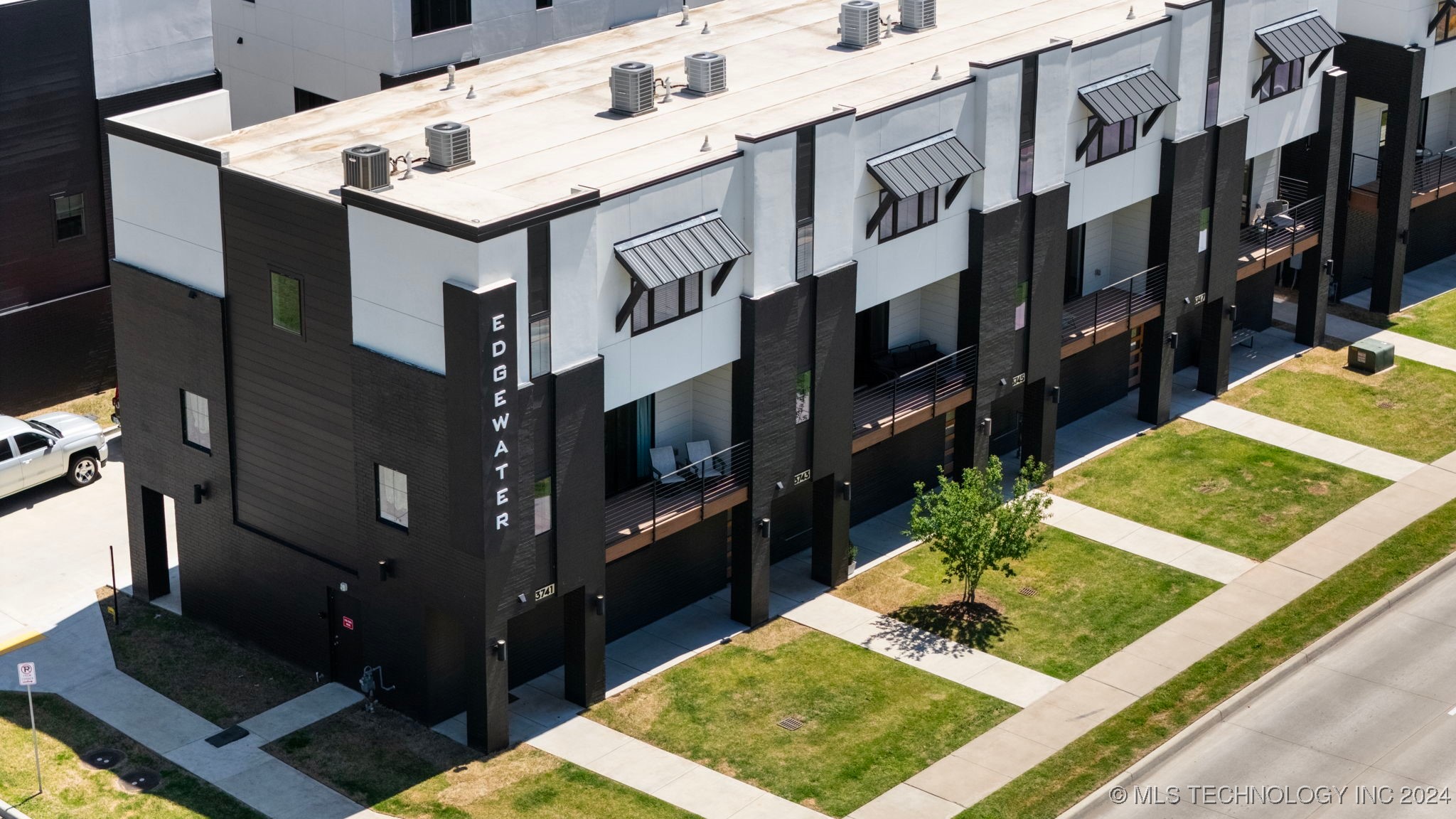 Riverside Dr, Tulsa, OK 74105