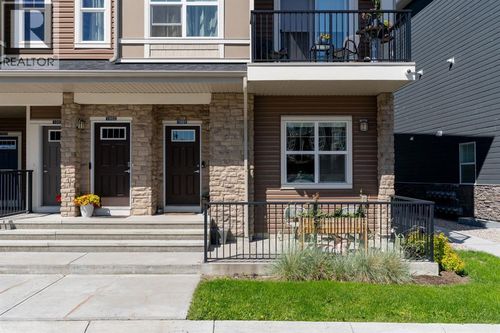 250 Fireside View, Cochrane, AB, T4C2M2 | Card Image