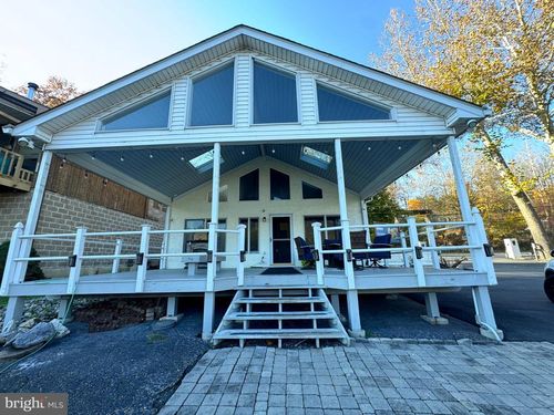 4305 N Delaware Dr, EASTON, PA, 18040-7137 | Card Image