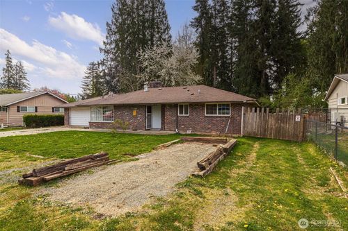 5724 78th Pl Ne, Marysville, WA, 98270-3936 | Card Image