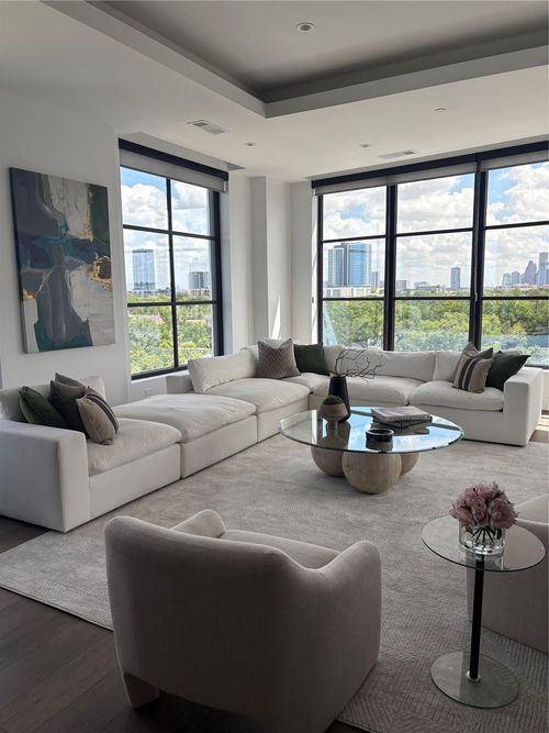 602-2323 San Felipe St, Houston, TX, 77019-3401 | Card Image