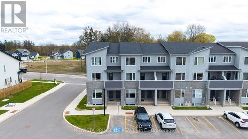 6-925 Deveron Cres, London, ON, N5Z0B6 | Card Image