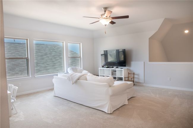 770 Leadtree Loop, House other with 4 bedrooms, 3 bathrooms and 3 parking in Buda TX | Image 14