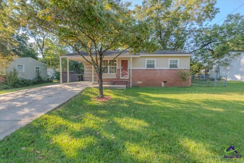 214 Kingsbury Cir, Warner Robins, GA, 31088-4212 | Card Image