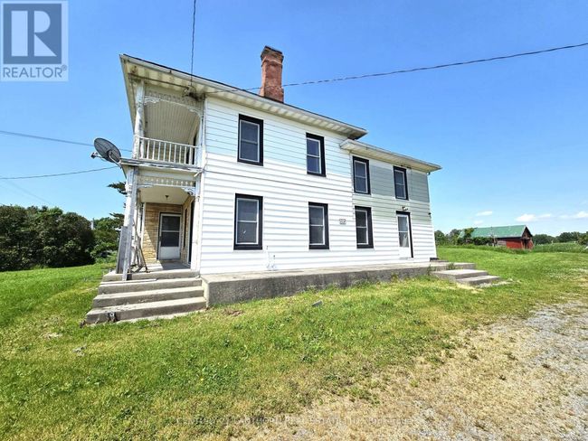 4893 Old Highway 2 Highway, Home with 4 bedrooms, 2 bathrooms and 9 parking in Belleville (Belleville Ward) ON | Image 5