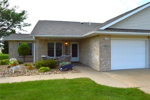 1509 12th Ave, Vinton, IA, 52349-2625 | Card Image