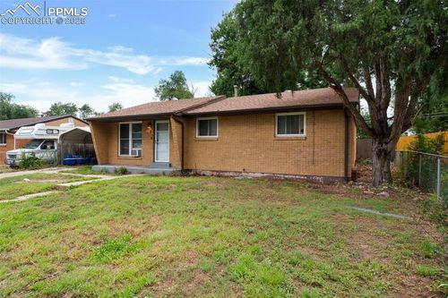 524 Winnepeg Dr, Colorado Springs, CO, 80910-3360 | Card Image