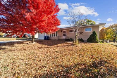 513 7th Ave Se, House other with 3 bedrooms, 1 bathrooms and null parking in Oelwein IA | Image 2