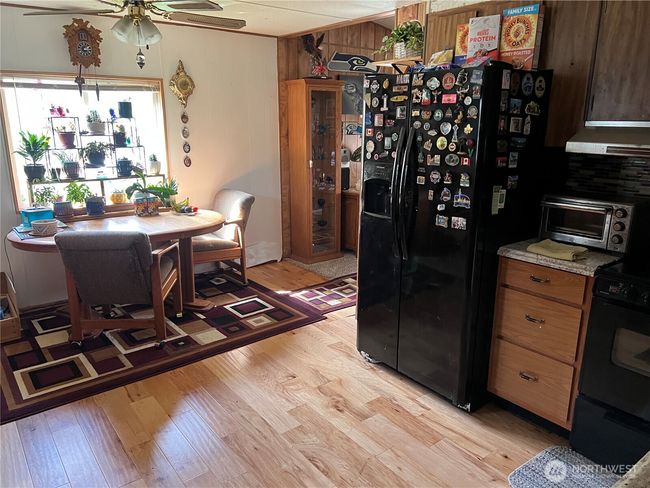 Large living area. | Image 7