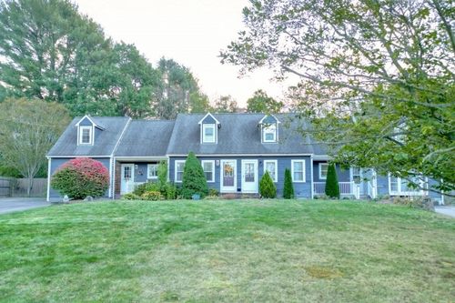 28-28 Yoke Rd, Bridgewater, MA, 02324-1758 | Card Image