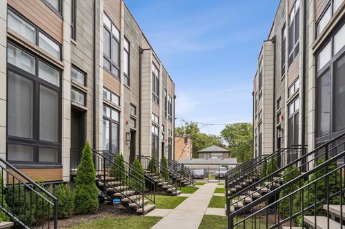 6209 Unit E S Ellis Avenue, Chicago, IL, 60637 | Card Image
