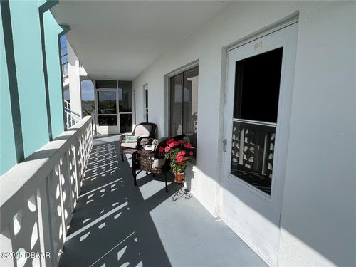 22-3015 N Halifax Ave, Daytona Beach, FL, 32118-3143 | Card Image